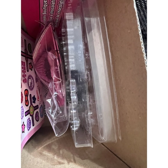 NEW Hello Kitty Chocolate Boutique Sweet Maker Molds & Accessories (2727) - Picture 11 of 12